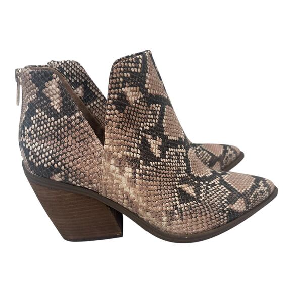 Vince Camuto Gigietta Snake Print Ankle Bootie Back Zip Ta Black Cream Size 11 M - Picture 2 of 10